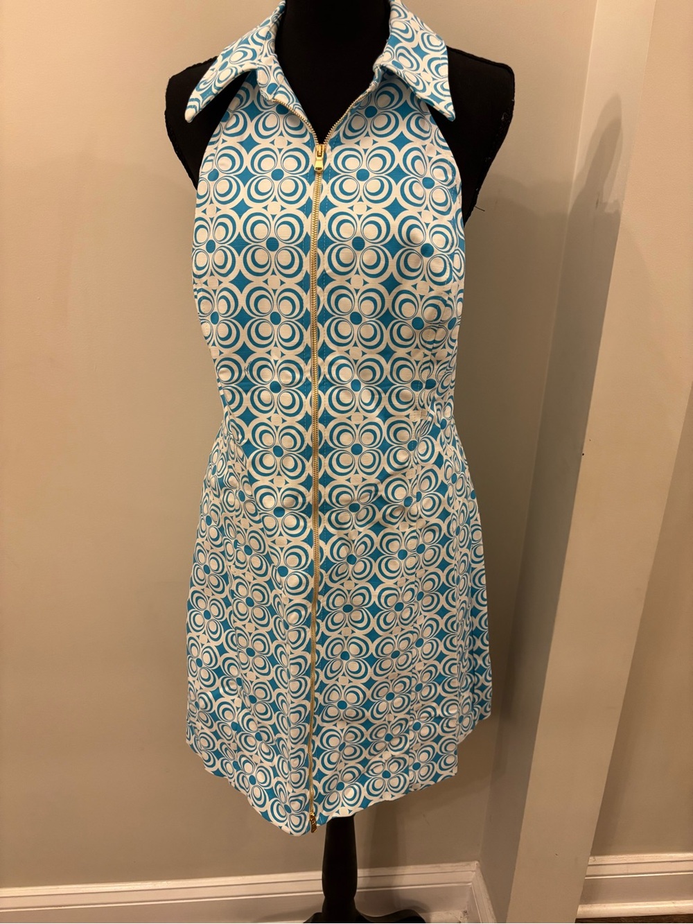 Trina Turk Teal and White Sleeveless Zip Dress with Geometric Print - Picture 6 of 7